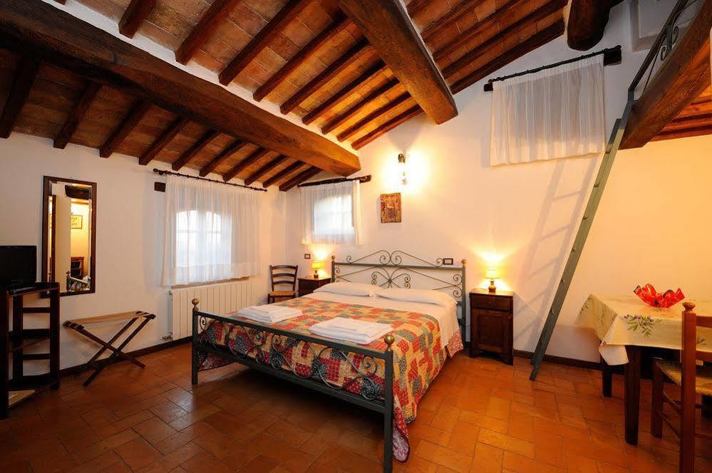 Relais Borgo Torale Hotel Passignano sul Trasimeno Exterior foto