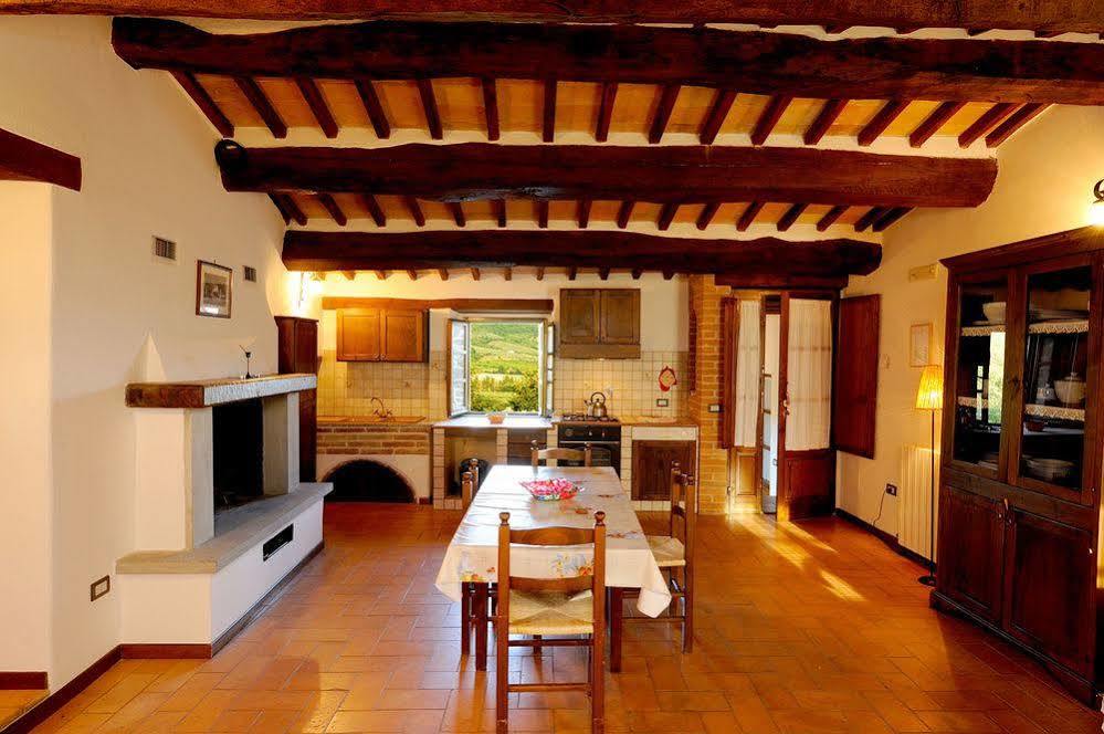 Relais Borgo Torale Hotel Passignano sul Trasimeno Exterior foto