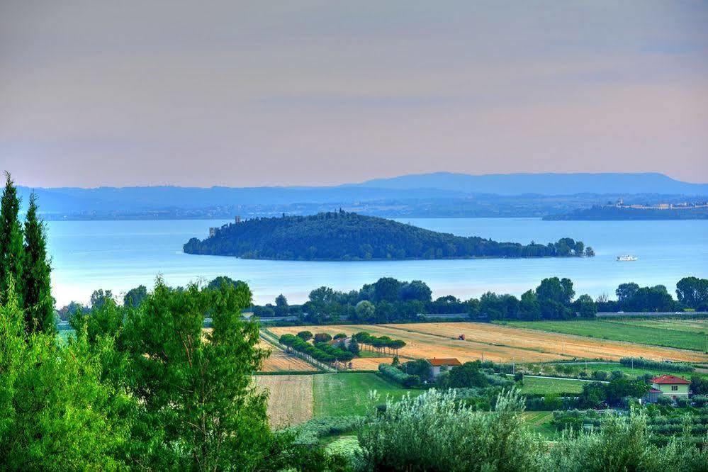 Relais Borgo Torale Hotel Passignano sul Trasimeno Exterior foto