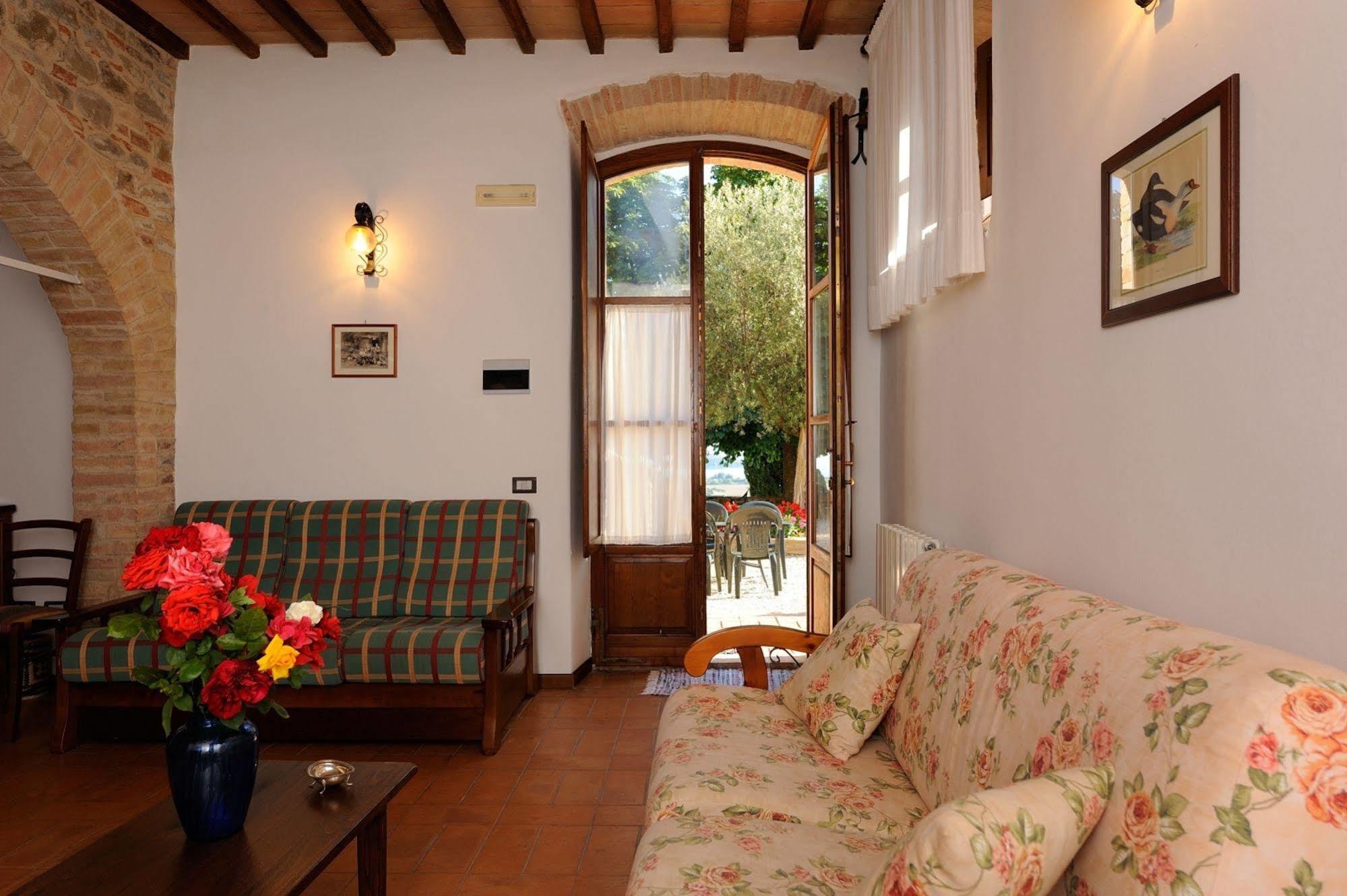 Relais Borgo Torale Hotel Passignano sul Trasimeno Exterior foto