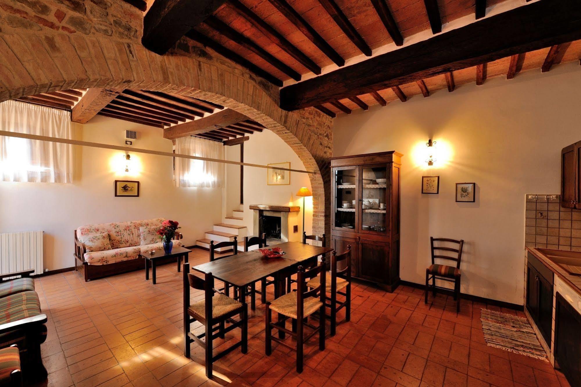 Relais Borgo Torale Hotel Passignano sul Trasimeno Exterior foto